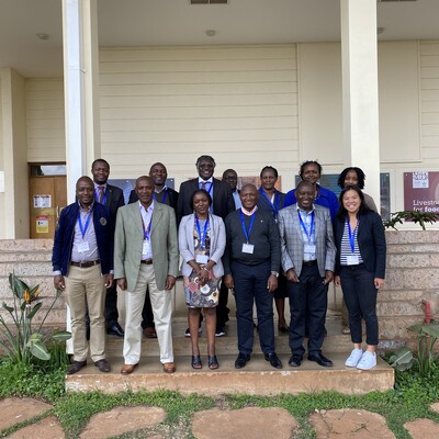 Group photo of the Policy Coherence in Food, Land and Water Systems in Kenya stakeholders’ workshop at ILRI in Nairobi, Kenya (ILRI / Madeline Wong). 