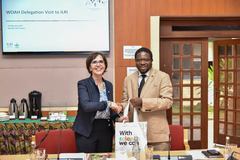 ILRI director general Apollinaire Djikeng and WOAH director general Emmanuelle Soubeyran (photo credit: ILRI/Saleef Nyambok).