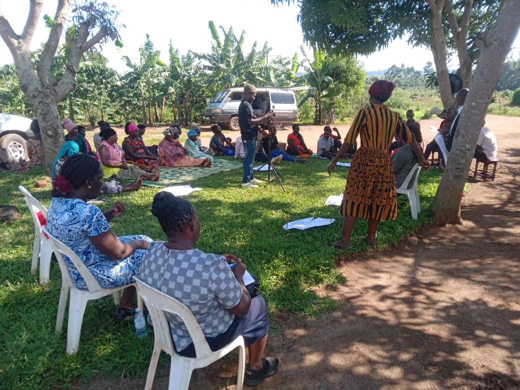 Text Box: Community dialogue in Kasaka Subcounty, Masaka District (photo credit: Ripple Effect/Noah Gudoi Malali).</p>
<p>