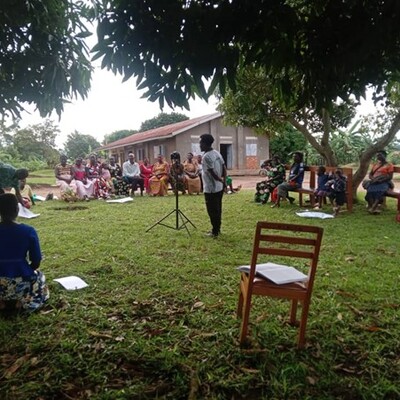 Community dialogues in Buwunga Subcounty, Masaka, Uganda (photo credit: Ripple Effect/Noah Malali).