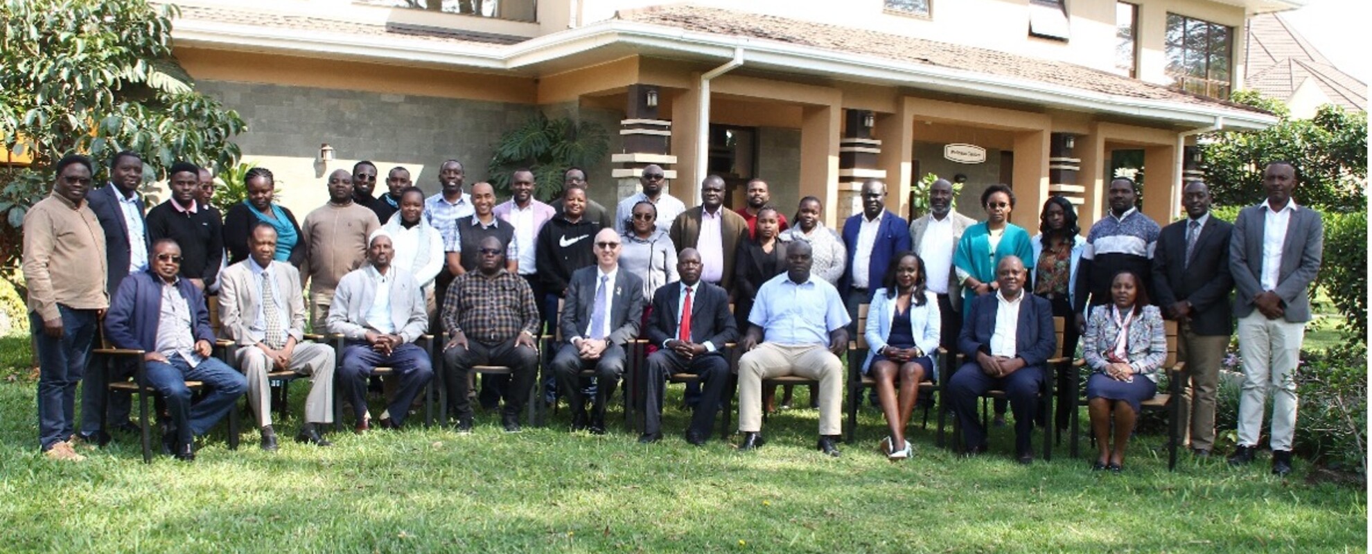 Fabian Kausche, deputy director of research and innovation, ILRI, with partners and collaborators of the co-infection project (photo credit: ILRI/Geoffrey Njenga).